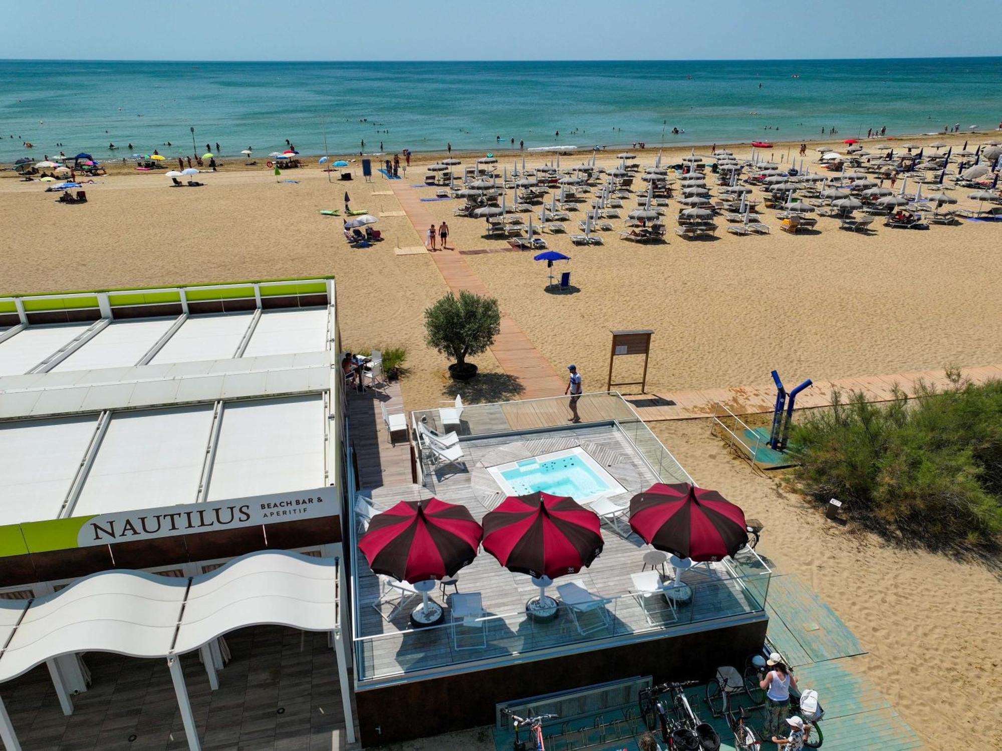 Il Tridente Camping Village Бибионе Экстерьер фото