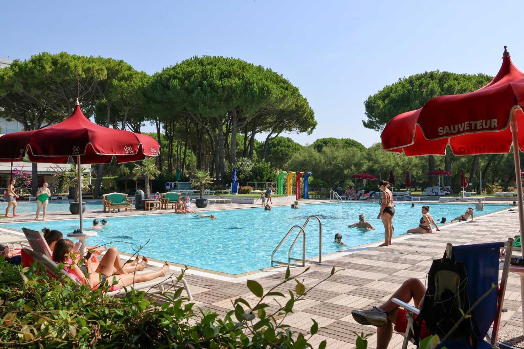Il Tridente Camping Village Бибионе Экстерьер фото