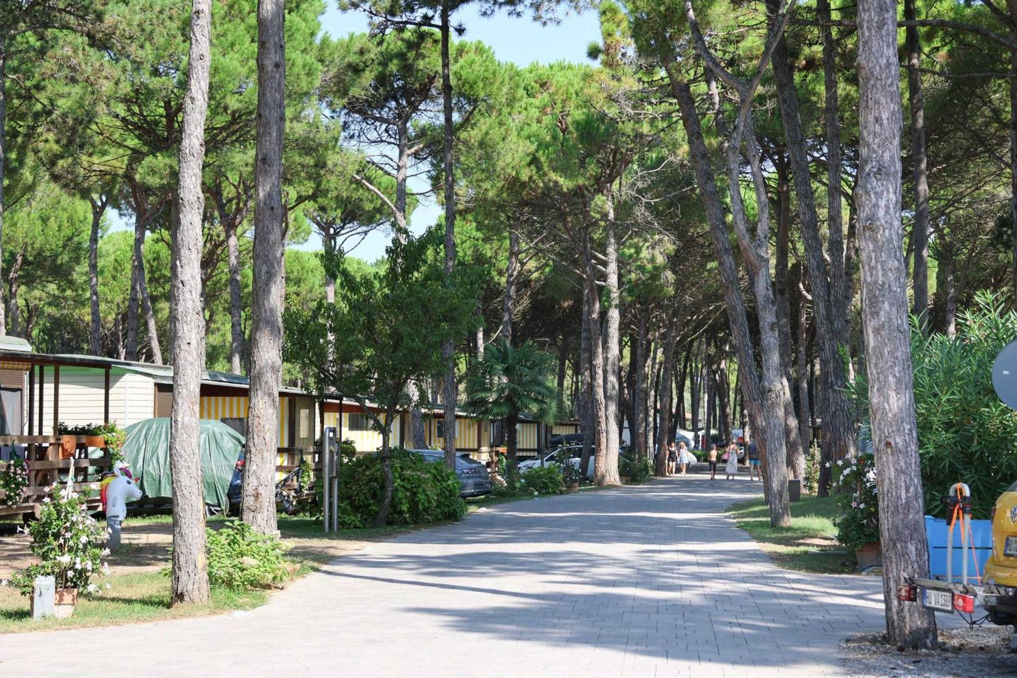 Il Tridente Camping Village Бибионе Экстерьер фото